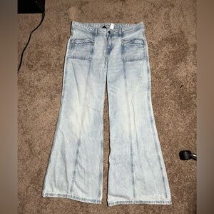These low rise jeans, our brand new. There are US 10.
